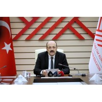 YÖK’TEN KÜRESEL SALGIN İLE MÜCADELE SÜRECİNDE ​YENİ DÜZENLEMELER !