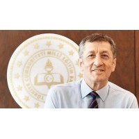 BAKAN SELÇUK : ANNE BABALARDAN DAHA ENDİŞELİ YAKLAŞIYORUZ !